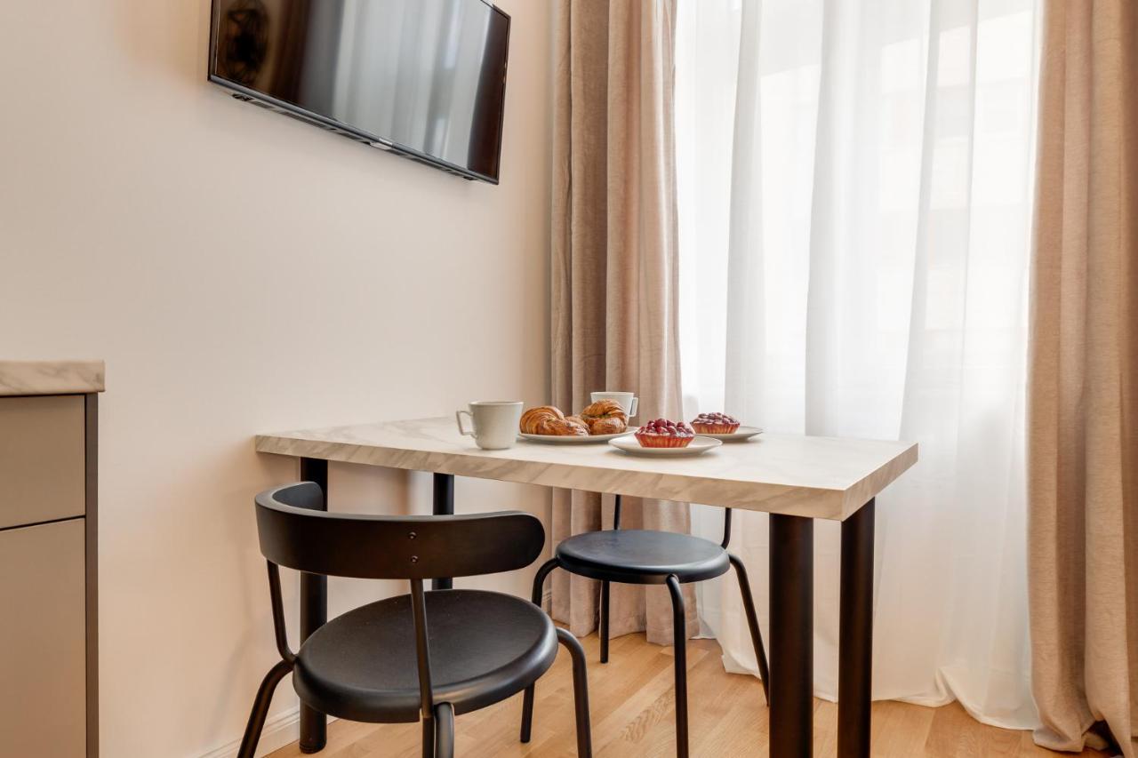 My Prague Apartments Rubesova Bagian luar foto