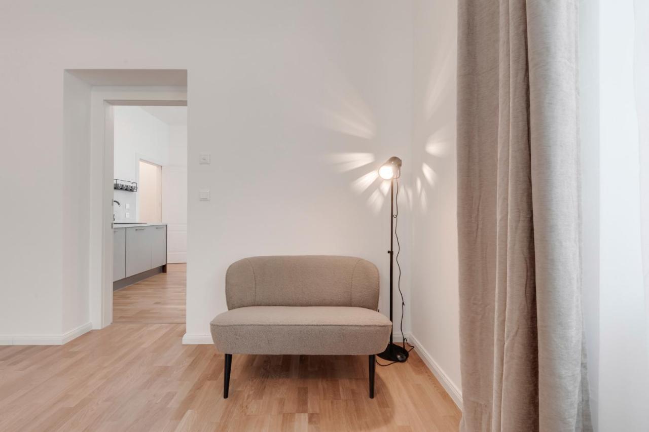 My Prague Apartments Rubesova Bagian luar foto